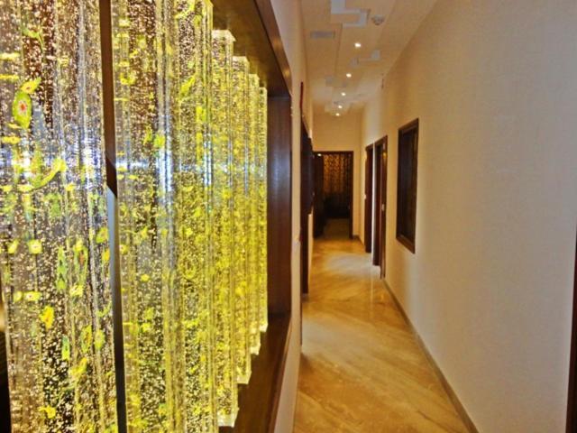Mint Hotel Chandīgarh 外观 照片