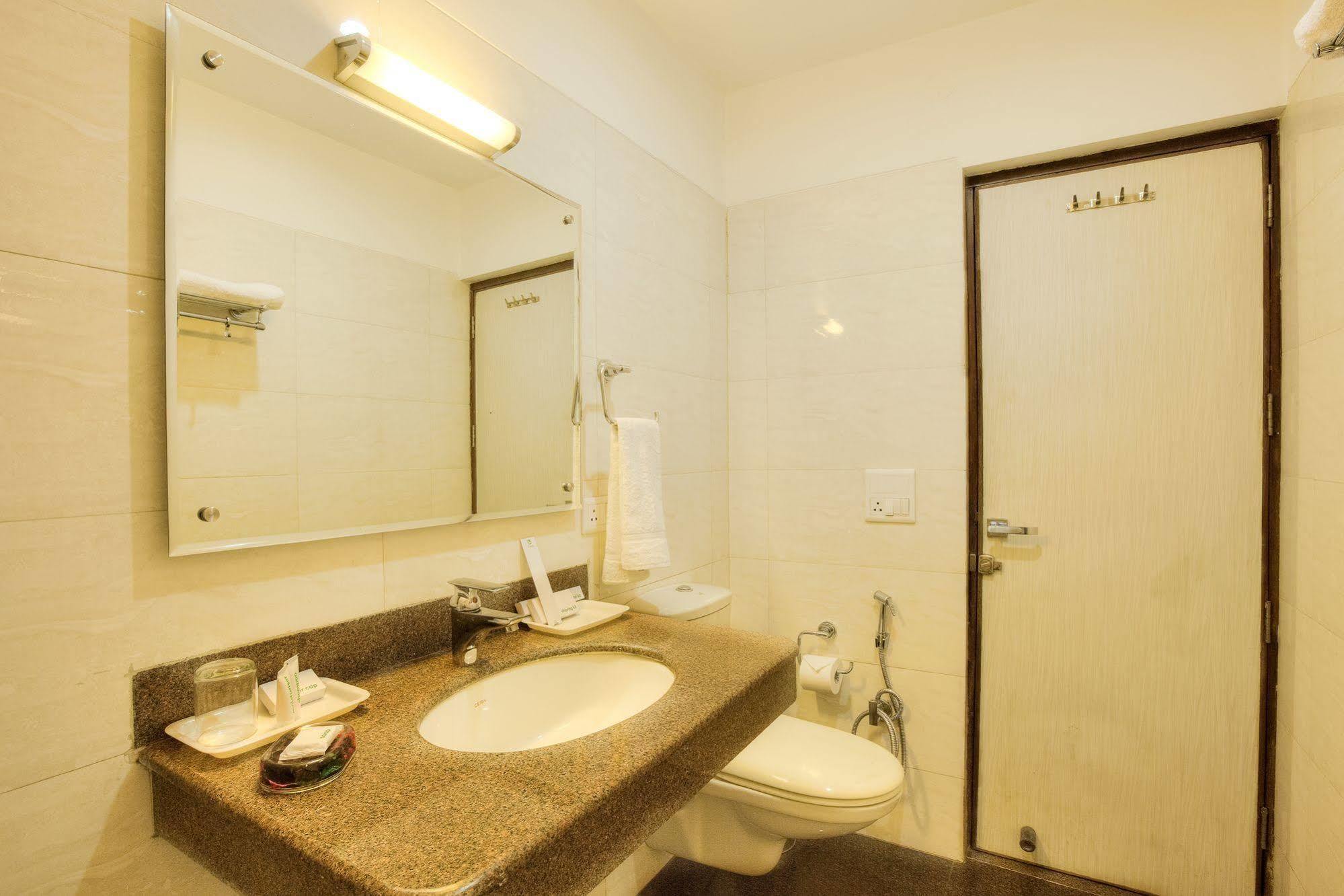 Mint Hotel Chandīgarh 外观 照片
