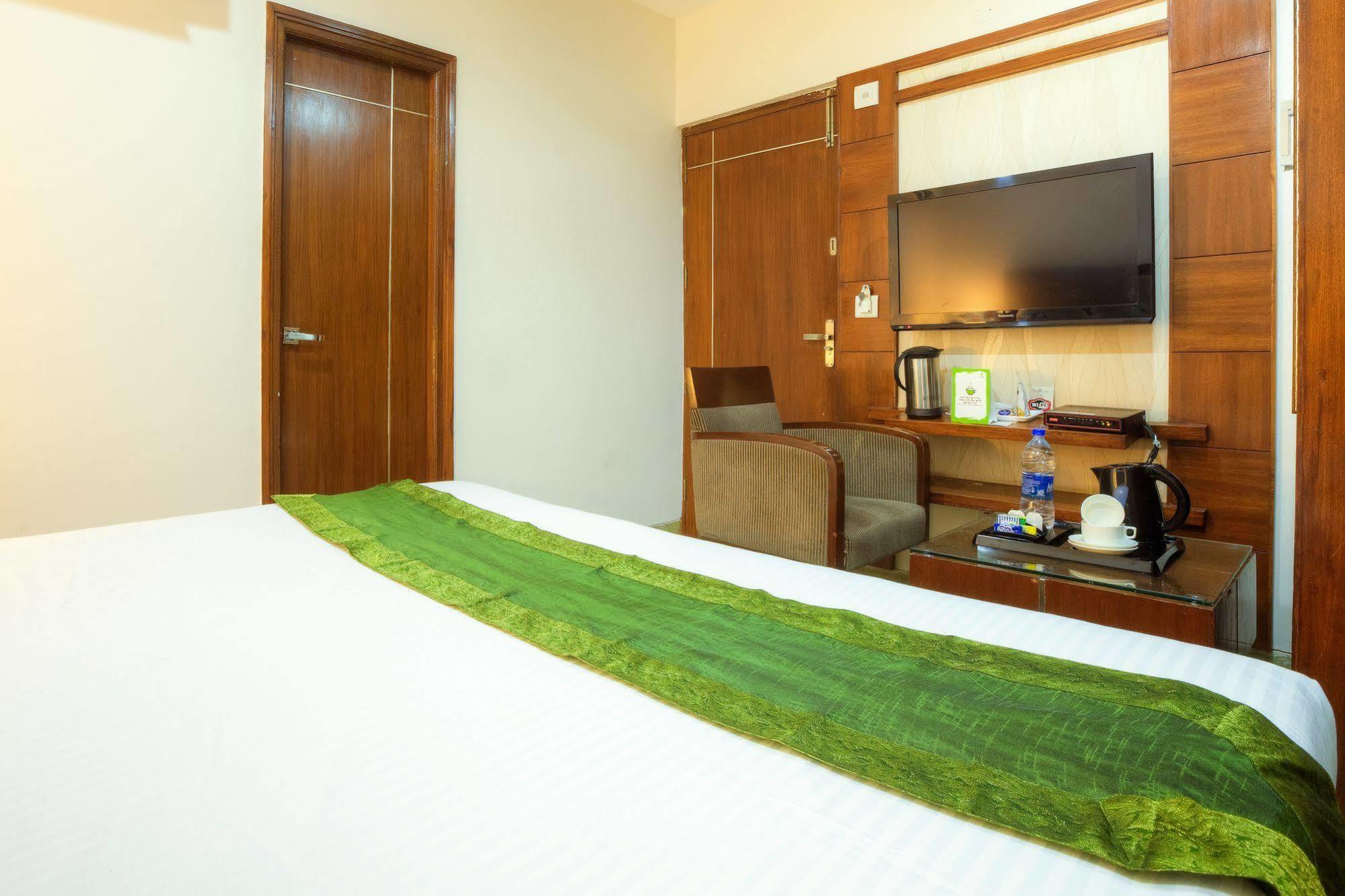 Mint Hotel Chandīgarh 外观 照片
