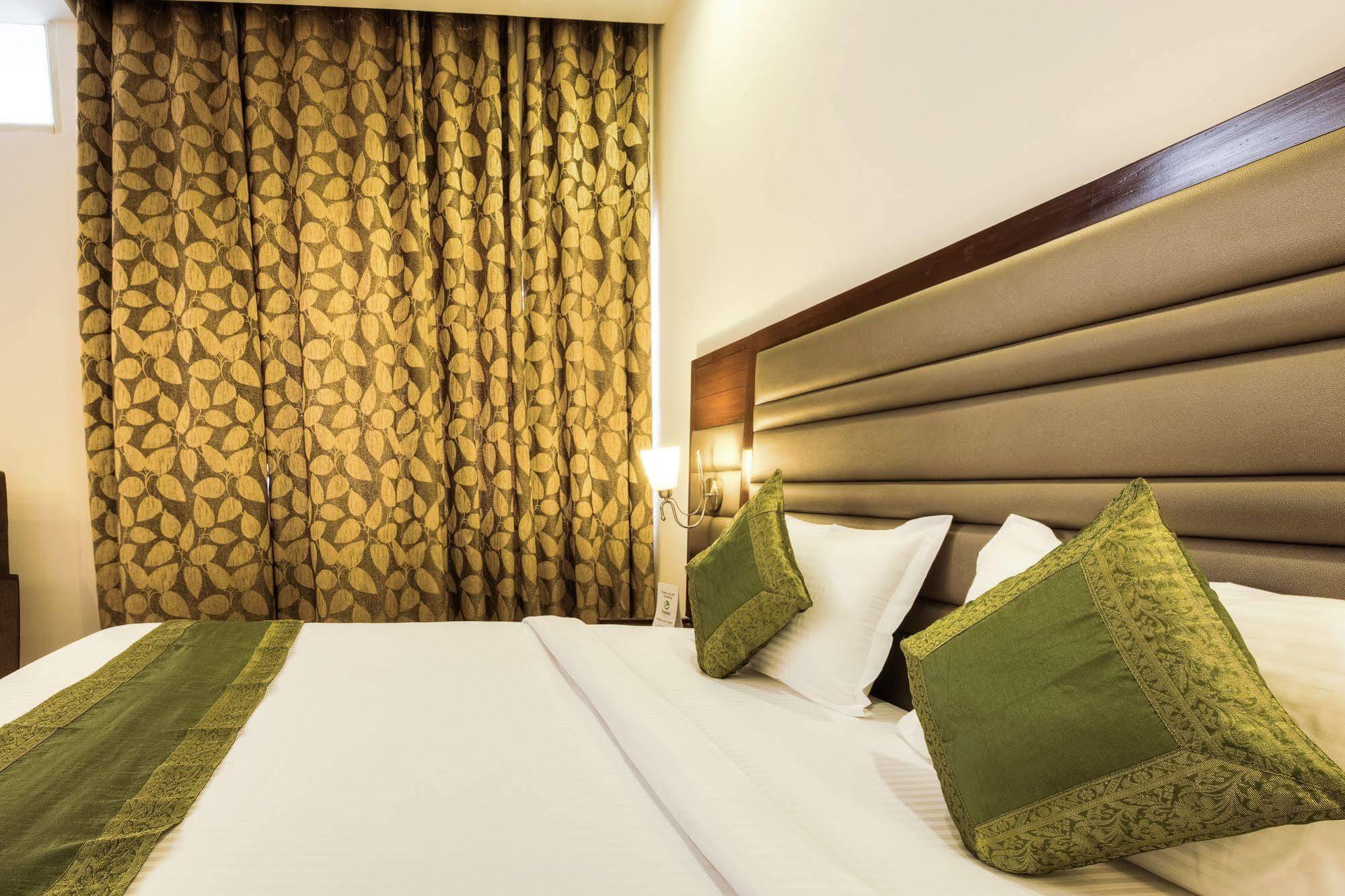 Mint Hotel Chandīgarh 外观 照片