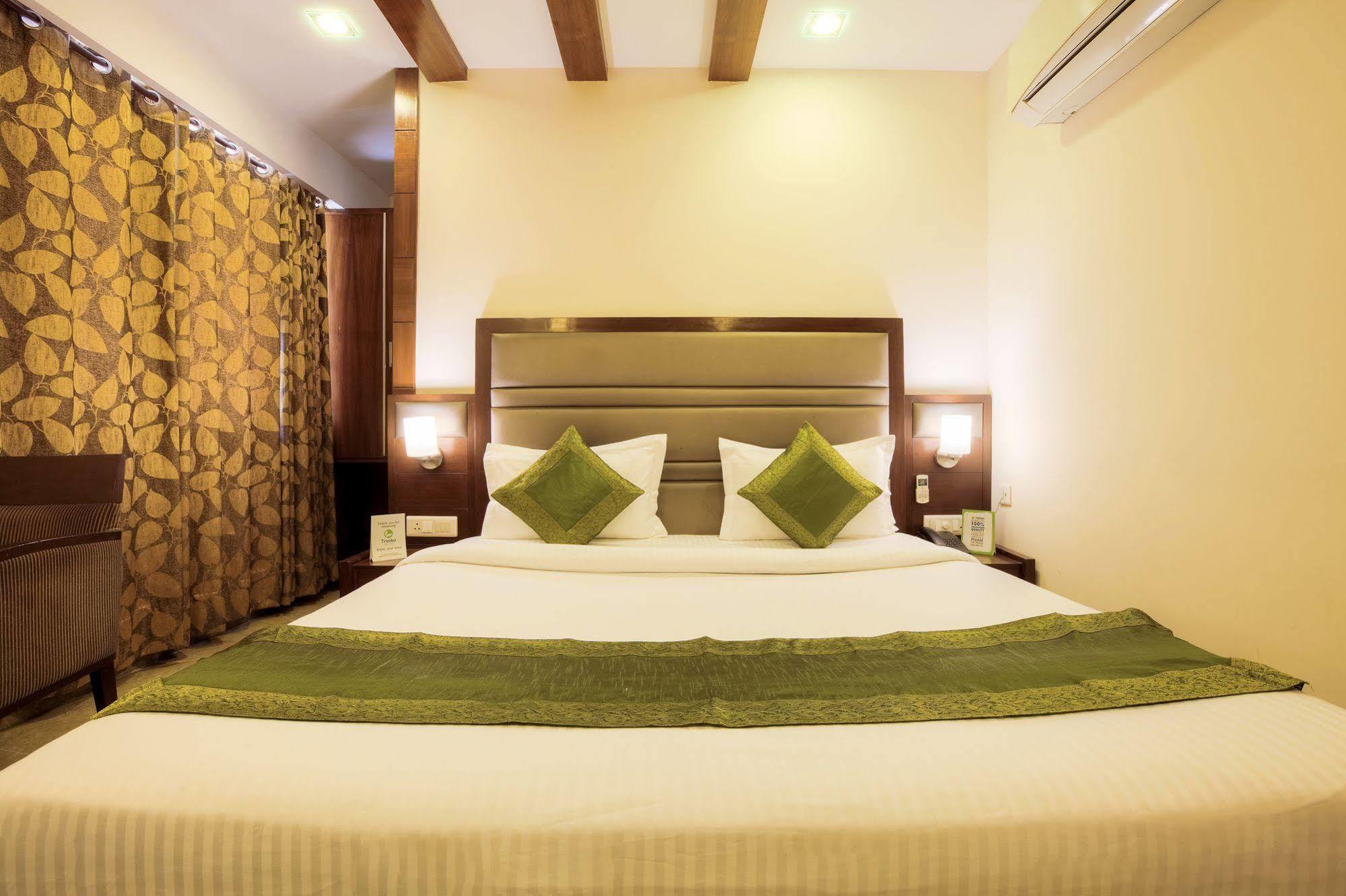 Mint Hotel Chandīgarh 外观 照片