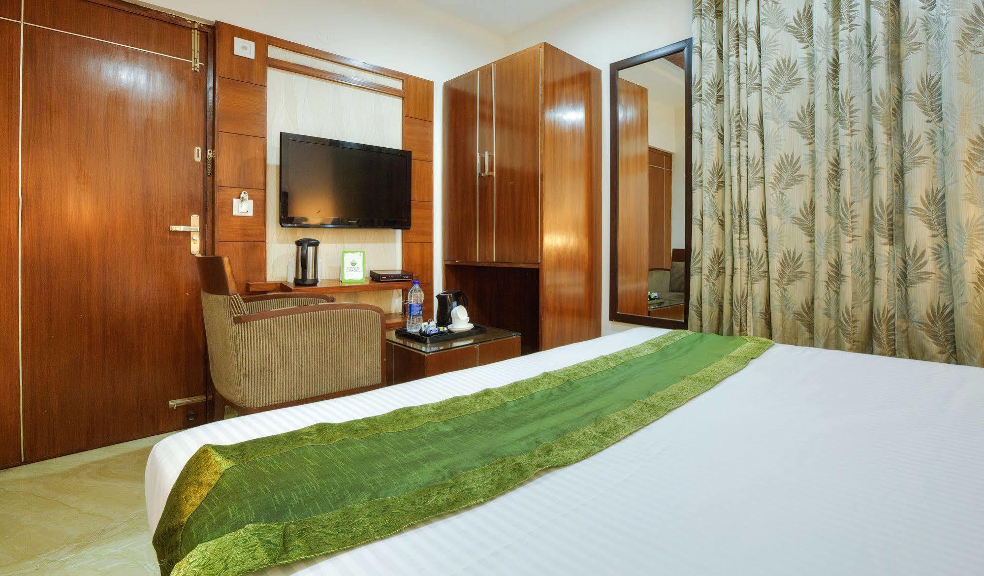 Mint Hotel Chandīgarh 外观 照片