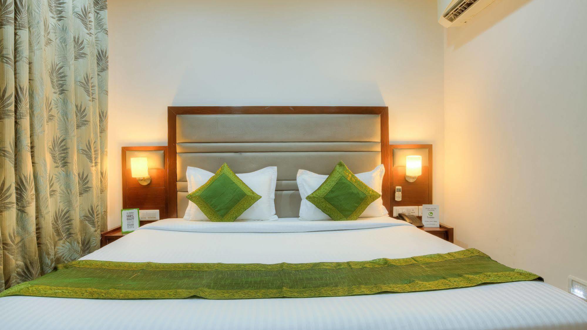 Mint Hotel Chandīgarh 外观 照片