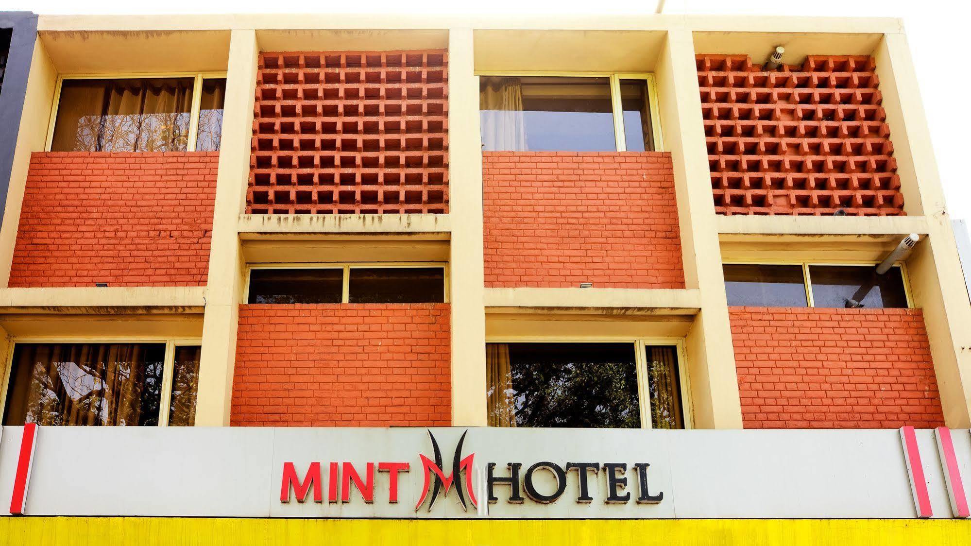 Mint Hotel Chandīgarh 外观 照片